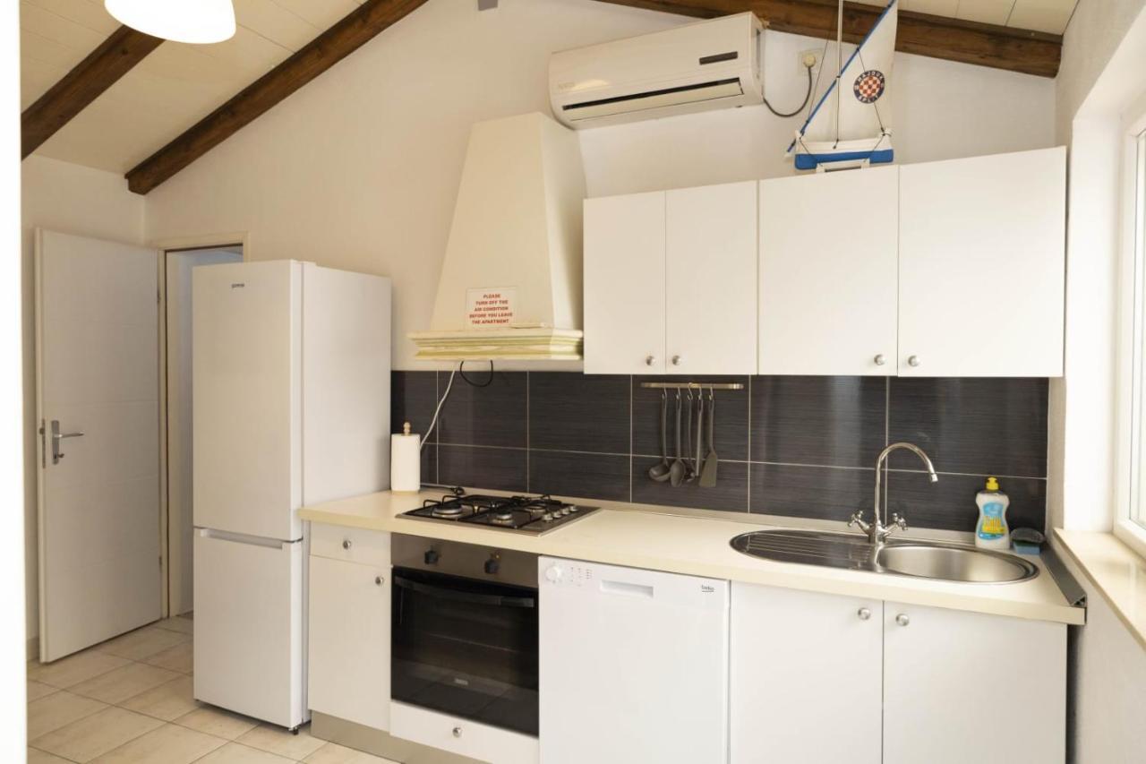 Apartament M&T Supetar Zewnętrze zdjęcie